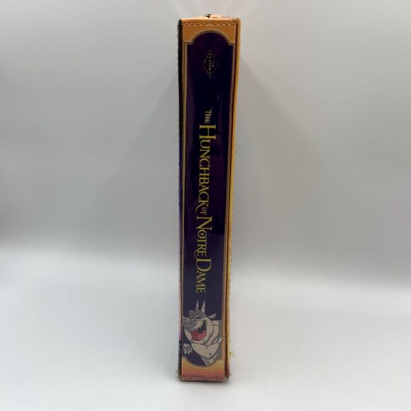 Oh My Disney Hunchback of Notre Dame VHS Clutch Purse Esmeralda Quasimodo Nice - Picture 4 of 7